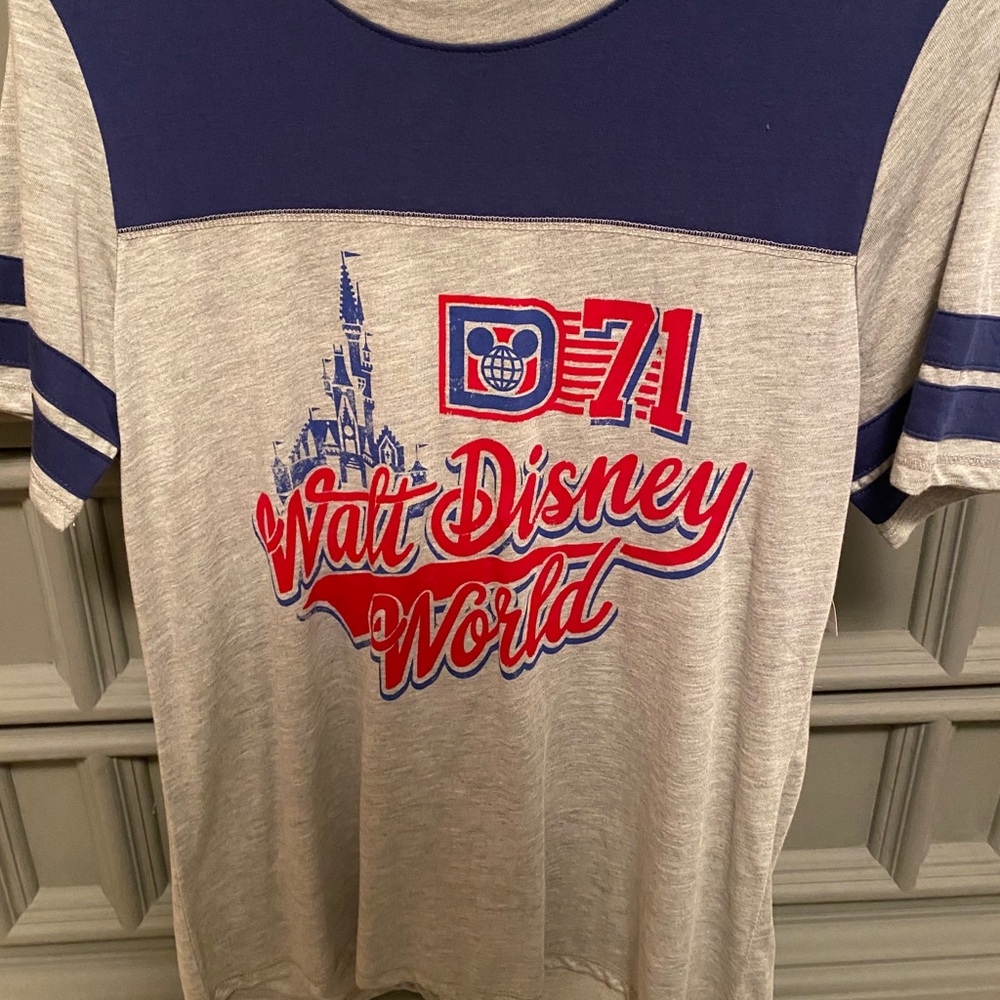 Walt Disney world tshirt